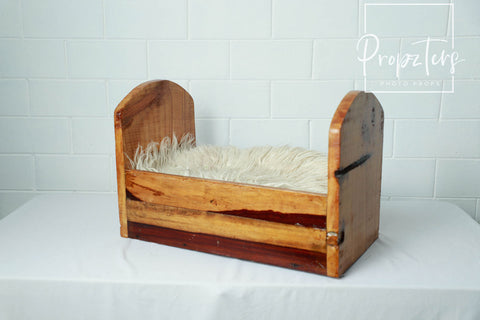 Wooden cot Type 3